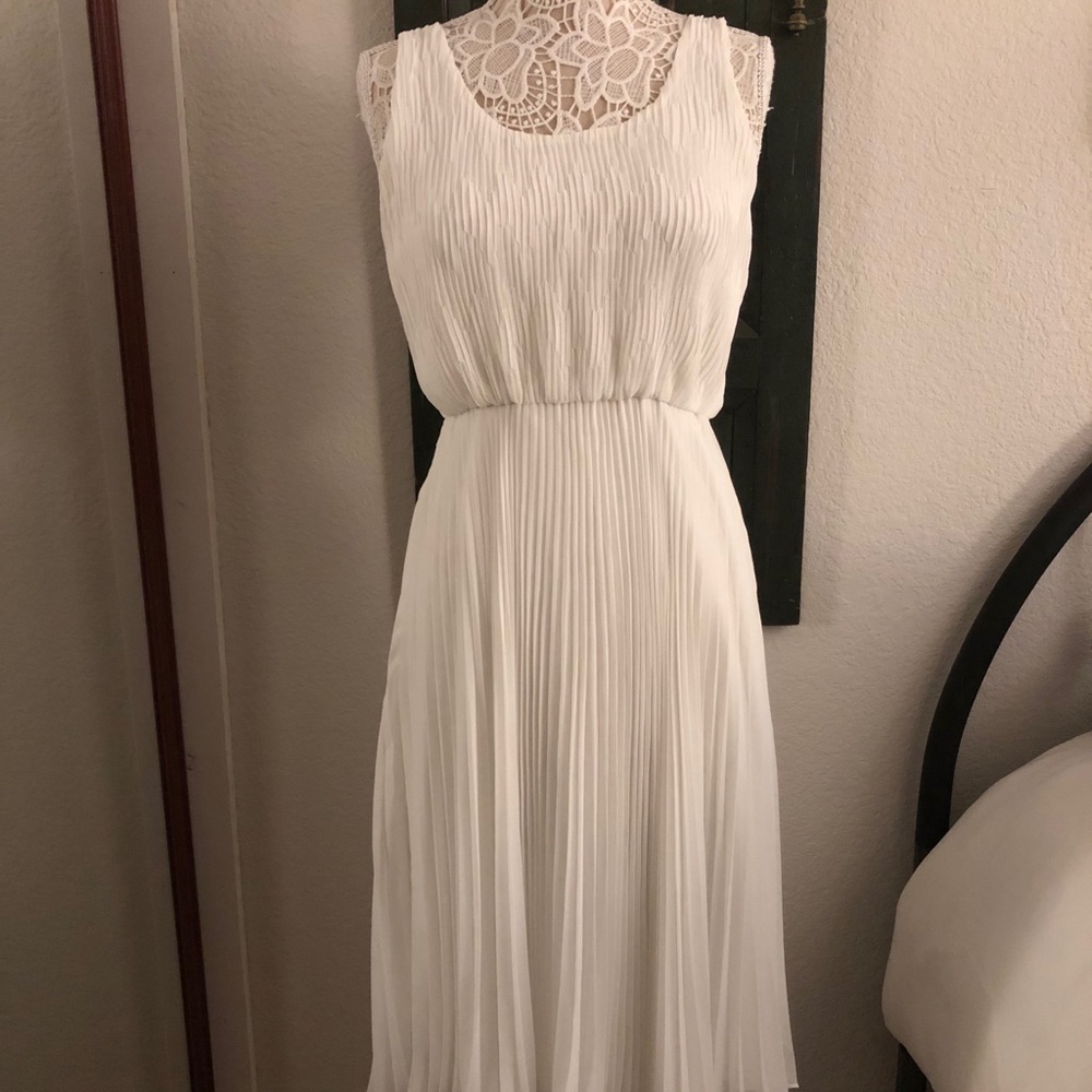 ‘Mollie’Pleaded Dress from Alice + Olivia